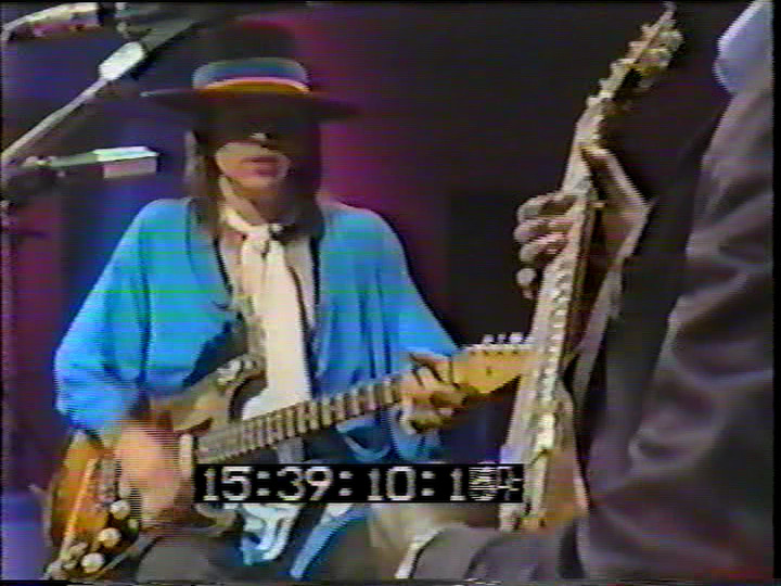 StevieRayVaughanAndDoubleTrouble1983-12-06CHCHStudiosHamiltonCanada (3).jpg